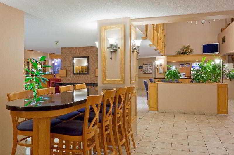 Holiday Inn Express Toronto East, An Ihg Hotel Esterno foto