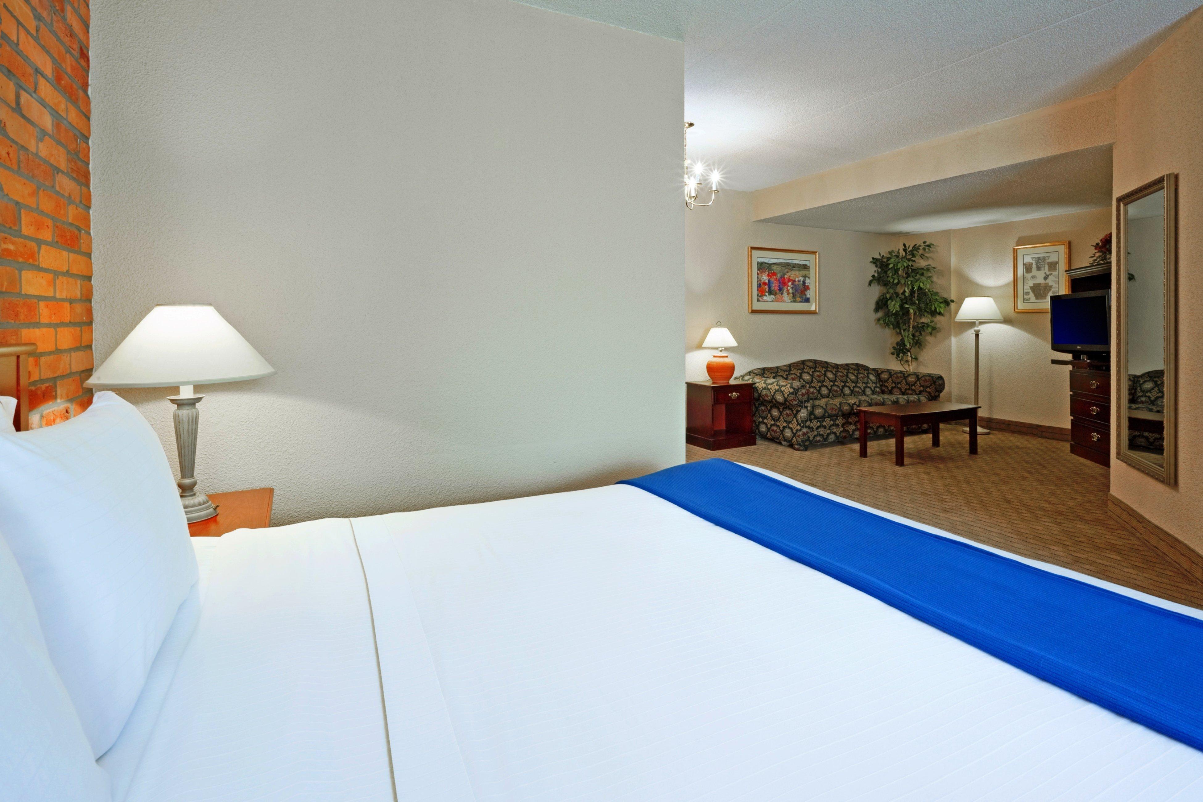 Holiday Inn Express Toronto East, An Ihg Hotel Esterno foto